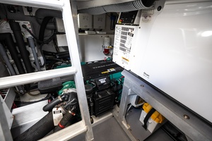 Lake House 50ft Beneteau Yacht For Sale