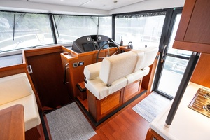 Lake House 50ft Beneteau Yacht For Sale