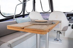 Lake House 50ft Beneteau Yacht For Sale