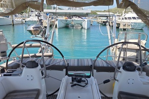 BLUE CLOUD LADY 49ft Bavaria Yacht For Sale