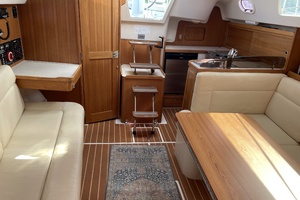 QUESTION OF BALANCE 32ft Catalina Yacht For Sale