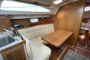 QUESTION OF BALANCE 32ft Catalina Yacht For Sale