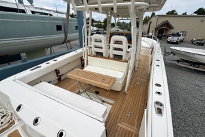 Stars  amp  Stripes 32ft Boston Whaler Yacht For Sale