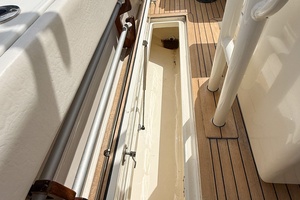 Stars  amp  Stripes 32ft Boston Whaler Yacht For Sale