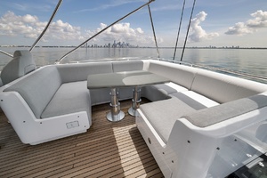 80FT (24.64M) AZIMUT