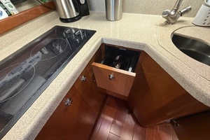Island Time 37ft Cruisers Yacht For Sale