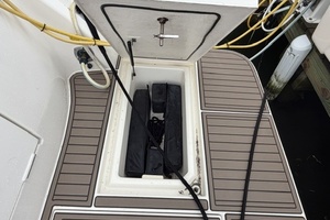 Island Time 37ft Cruisers Yacht For Sale