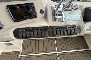 Island Time 37ft Cruisers Yacht For Sale
