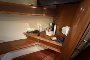 Island Time 37ft Cruisers Yacht For Sale
