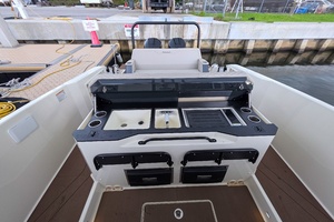 33ft Navan Yacht For Sale