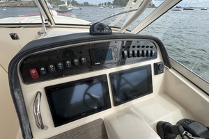 30ft Grady White Yacht For Sale