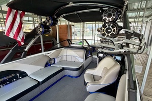 24ft Malibu Yacht For Sale