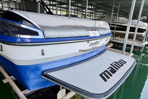 24ft Malibu Yacht For Sale