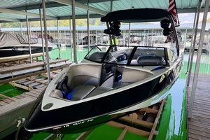 24ft Malibu Yacht For Sale