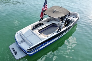 24ft Malibu Yacht For Sale