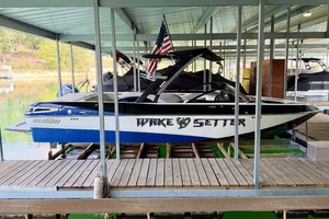 24ft Malibu Yacht For Sale