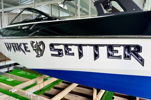 24ft Malibu Yacht For Sale