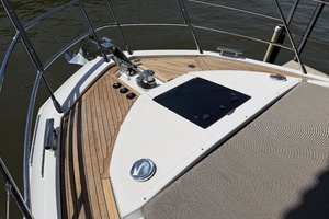 59FT (17.98M) AZIMUT