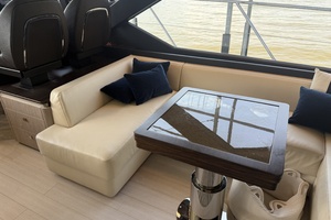 59FT (17.98M) AZIMUT