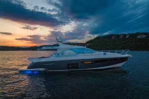 59FT (17.98M) AZIMUT