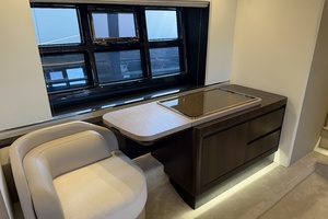 59FT (17.98M) AZIMUT