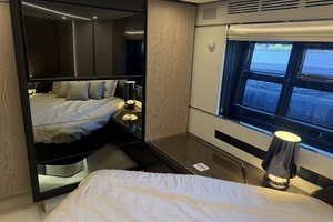59FT (17.98M) AZIMUT