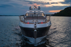 59FT (17.98M) AZIMUT