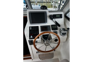 Brandy Girl 33ft Back Cove Yacht For Sale