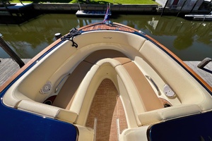 27ft Chris Craft Yacht For Sale