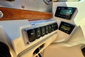 27ft Chris Craft Yacht For Sale