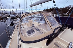 38FT (11.66M) ISLAND PACKET