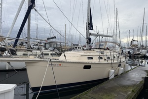 38FT (11.66M) ISLAND PACKET