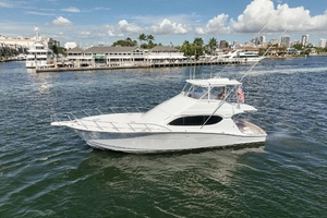 54ft Hatteras Yacht For Sale