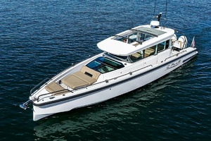 37' Axopar 2021