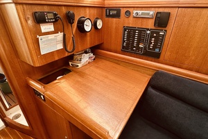 Second Life 35ft Hunter Yacht For Sale