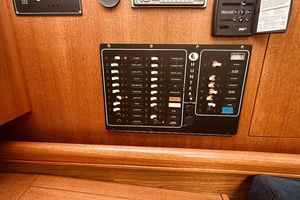 Second Life 35ft Hunter Yacht For Sale