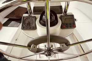 Second Life 35ft Hunter Yacht For Sale