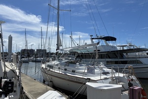 Southern Rain 44ft Beneteau Yacht For Sale