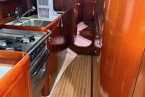 Southern Rain 44ft Beneteau Yacht For Sale