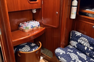 Southern Rain 44ft Beneteau Yacht For Sale