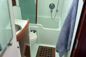 Southern Rain 44ft Beneteau Yacht For Sale