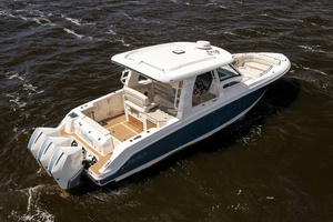 35FT (10.82M) BOSTON WHALER