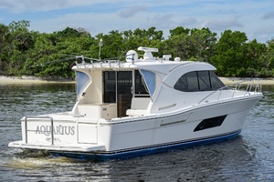 AQUARIUS Worth Avenue Yachts
