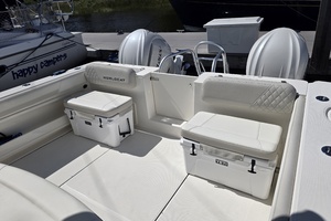 32ft World Cat Yacht For Sale