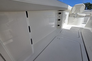 32ft World Cat Yacht For Sale