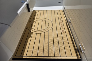 32ft World Cat Yacht For Sale