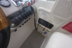 35ft Cruisers Yachts Yacht For Sale
