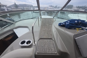 35ft Cruisers Yachts Yacht For Sale