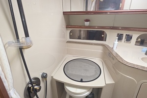 35ft Cruisers Yachts Yacht For Sale