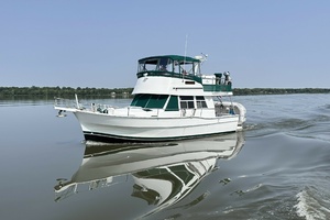 39' Mainship 2002